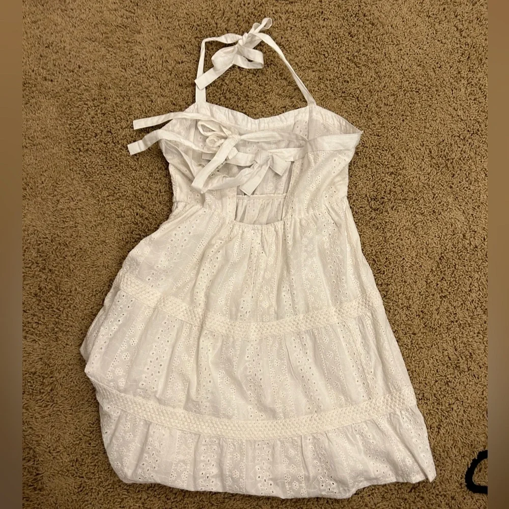 NWOT White lace Jessica Simpson Halter Tie Mini Dress size medium - Picture 3 of 4